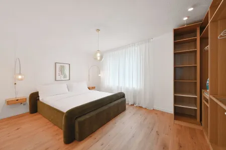 Beautiful and Spacious 4-room Apt in Wupper City Center With Kitchen, Free Wifi