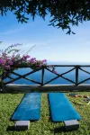 Casa NENNO with garden-solarium and beautiful view of the sea and the coast