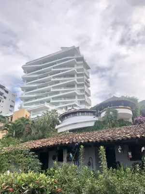 INDAH SKIES #7D by Sayan, Conchas Chinas, Custom!! 46 private Residences, Staff Отели в г. 
