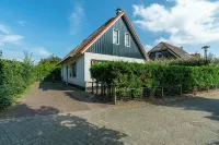 Villa in Callantsoog Near the Beach - parking
