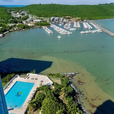 The Best Ocean View, Very Close to El Conquistador Hotel.