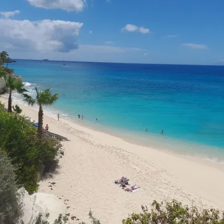 Luxury Condo on the Beach - The CLIFF - Beachfront Resort with Spa & Restaurant