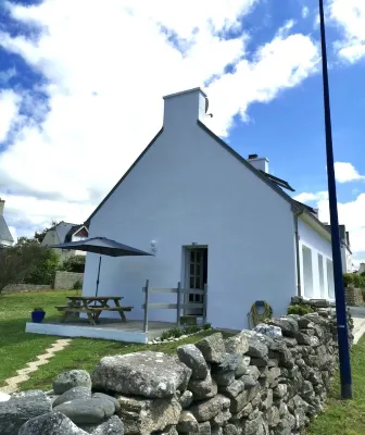 Seaside house, authentic Atlantic Brittany, close to beaches