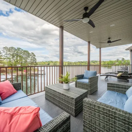 Ultimate Spacious Luxury Retreat! Boat Slip, 2 Jet Ski Slips, Kayaks, Hot Tub!