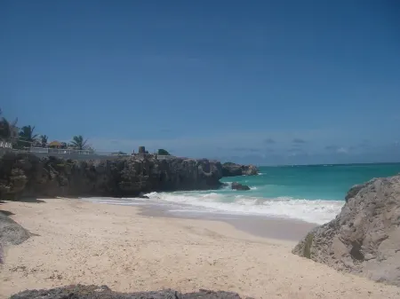 Romantic Oceanfront Villa near Crane Resort    Lovebirds Special