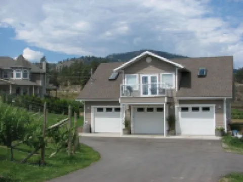 Starz Vineyard Vacation Rental