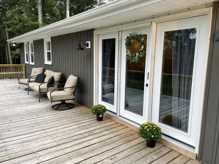 Deer Trail Cabin ~ Mtn views ~ Firepit ~ Hiking