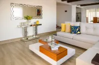 Mountainside retreat on la montaña Isabel de Torre