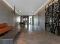 Luxury Downtown Reykjavik Condo w/ Views