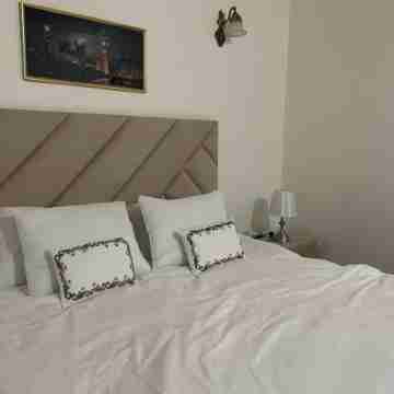 402 Seer Furnished Apartment Rooms