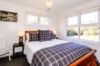 Luxury Accomodation on  26Rows Vineyard.