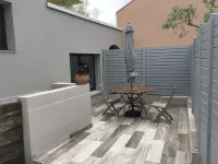 Maisonnette T3 terrace, 5 mn from the port and Super U, 10 mn walk from the beach