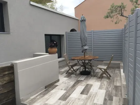 Maisonnette T3 terrace, 5 mn from the port and Super U, 10 mn walk from the beach Отели рядом с достопримечательностью «Route des Crêtes»