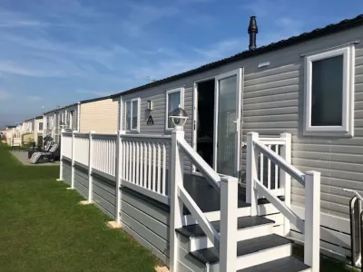 Luxury 2 Bed Platinum Plus Mobile Home, WHITSTABLE  호텔
