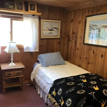 Relaxing clean cozy spacious artsy S. Wellfleet home delightful inside and out