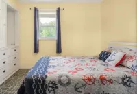 Waterfront Cottage in Georgetown Captain Nate's Murray Islands Adventures 주변 호텔