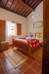Cottage House with A/C – Big Garden - FREE Wood