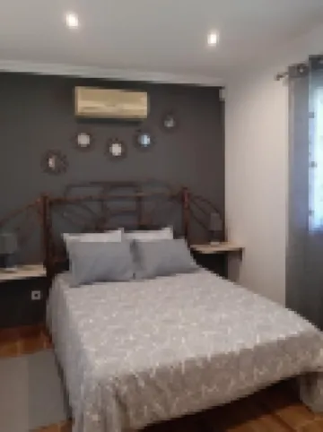 Villa Pera-Perfect for families w/ private pool, bbq & garden inside 3acre farm