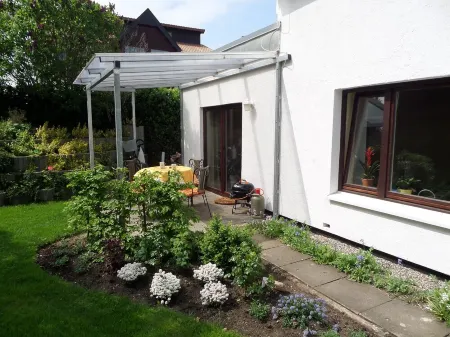 The cozy holiday home at the port of Labo