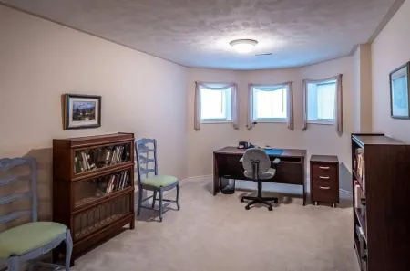 Perfect for couples or the family. Walk downtown, to beach or hiking trails.