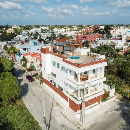 Entire Home in Beautiful Corpus Christi Cozumel- 4 Bedrooms, AC and Wifi
