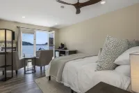 Waterfront Inn