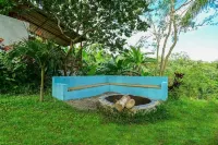 House under palm trees (pool and whirlpool included) Hotel a 