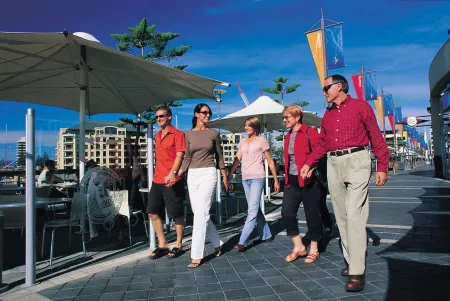 Glenelg Holiday Apartments-Corfu