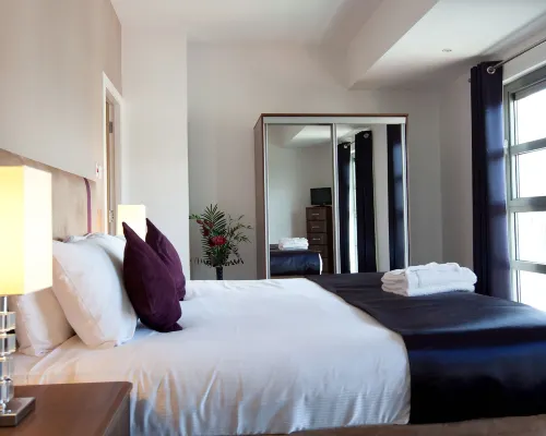 ザ スパイアズ サービスド アパートメンツ グラスゴー グラスゴーのホテル