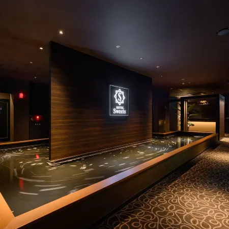 Hotel Sweets - Adults Only