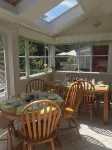 Cambie Lodge - Breakfast