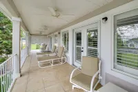 호숫가 핫 스프링스 콘도, 프라이빗 보트 슬립 있음!