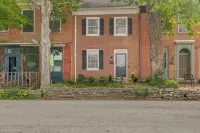 Riverfront Studio w/ Private Patio & Garden! - Apartments