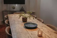Home Hotel Borgen 외레브로 호텔