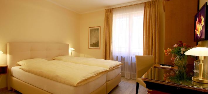 Hotel Garni Golf Отели в г. Аскона