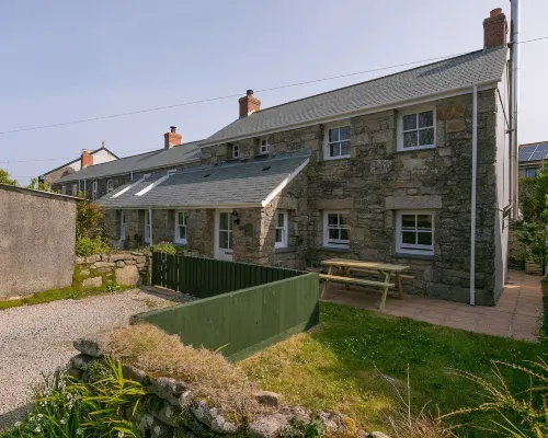 15 Boscaswell Downs Hotels in Pendeen