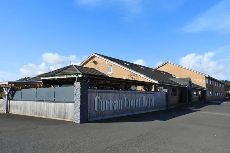 Curran Court Hotel Отели в г. Larne