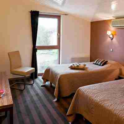 Hôtel Restaurant du Château de la Tour Rooms