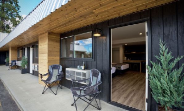 Outdoors Inn