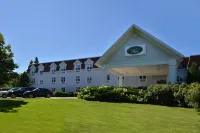 Acadia Inn
