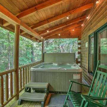 Cricket Hill Lodge & Cabins