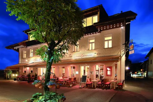 Alpin Lifestyle Hotel Löwen & Strauss Hotels in Fischen