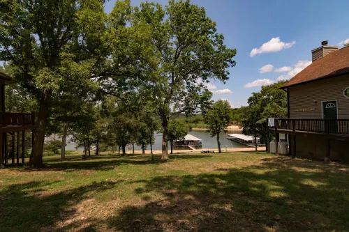 Firefly Cottage 2 Bedroom Cabin by Redawning