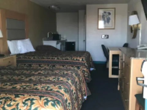 Budget Inn Parker Hotels in Parker
