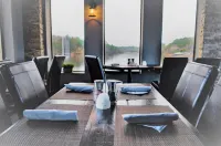 Natura Vue Resort & Boathouse - Morgenmad