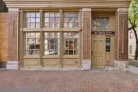 The Buck Suite at Divine Otter