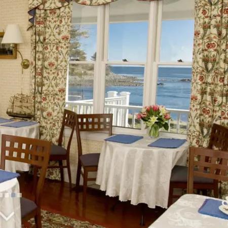 Dockside Guest Quarters