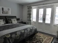 Liongate House - 4-Star