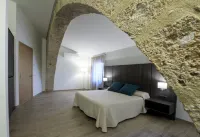 Mas Pere Pau Hotels in Maia de Montcal