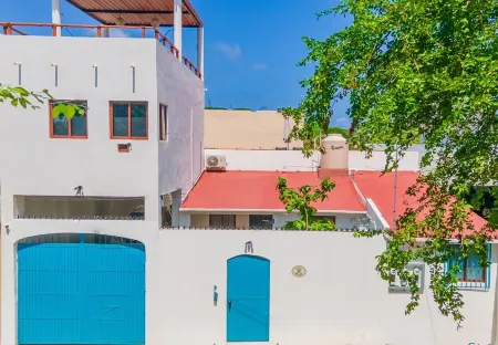 Your own Private Oasis with Heated Saltwater Pool! 5 minute walk to beach/town